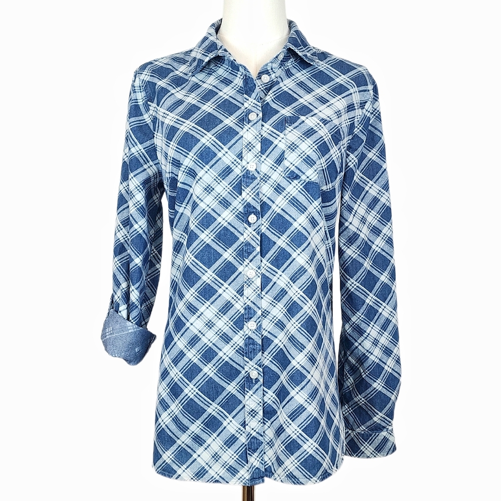 Kim Rogers Plaid Button Up Small Blue and White